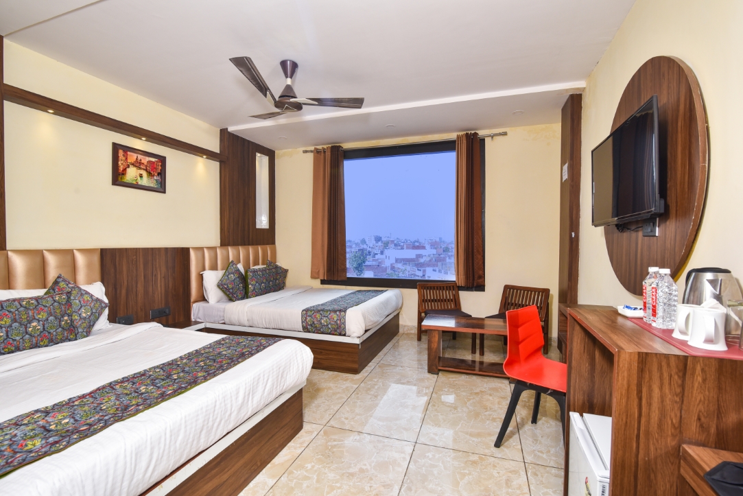 Hotel Crown, Amritsar