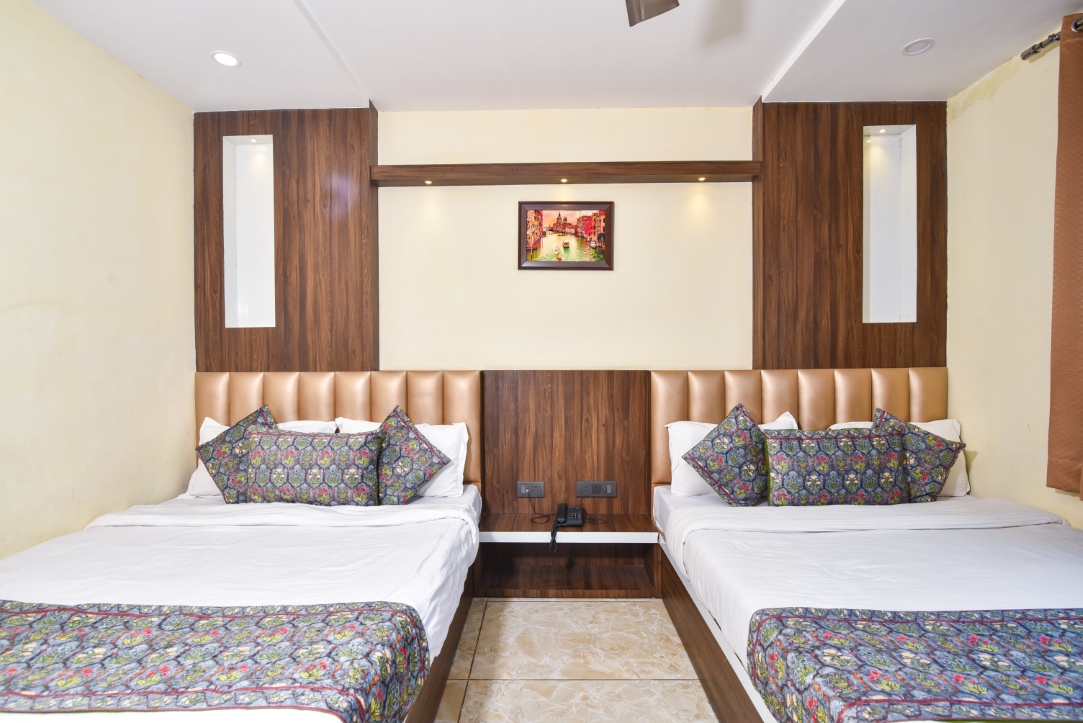 Hotel Crown, Amritsar