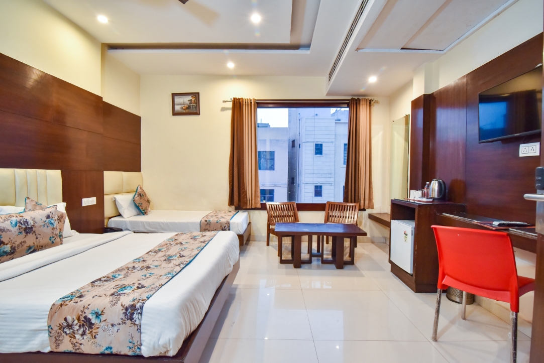 Hotel Crown, Amritsar